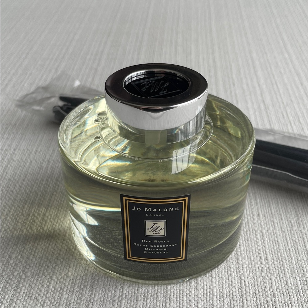 Jo Malone RED ROSES scent surround diffuser - Picture 11 of 11